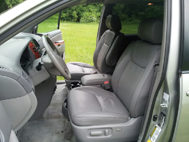 Toyota Sienna 2006 photo 9