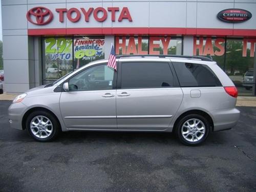 Toyota Sienna 2006 photo 4