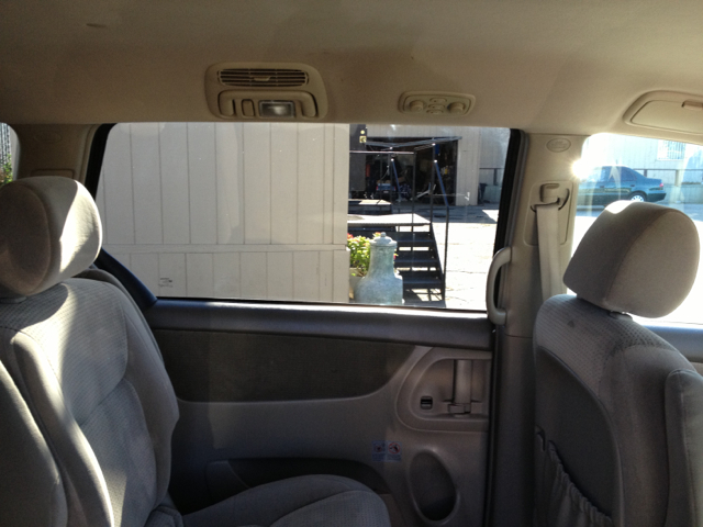 Toyota Sienna 2006 photo 4