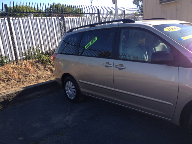 Toyota Sienna 2006 photo 6