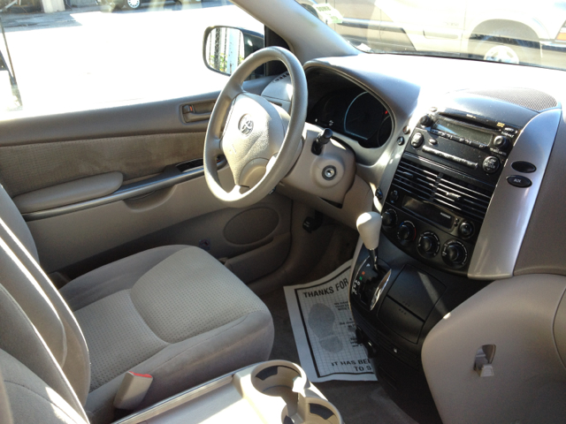 Toyota Sienna 2006 photo 8