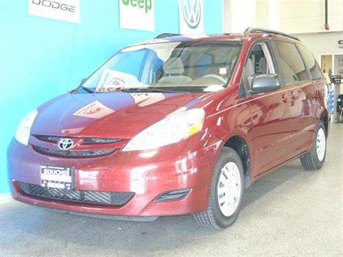 Toyota Sienna 2006 photo 2