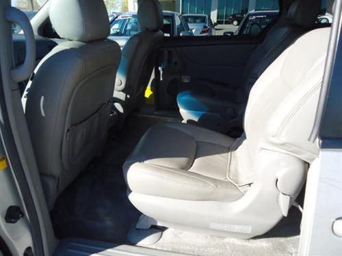 Toyota Sienna 2006 photo 3
