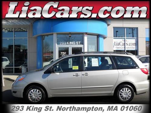 Toyota Sienna 2006 photo 2