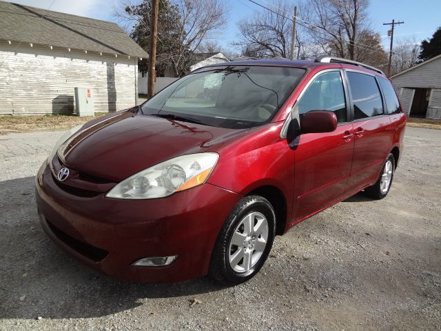 Toyota Sienna 2006 photo 4