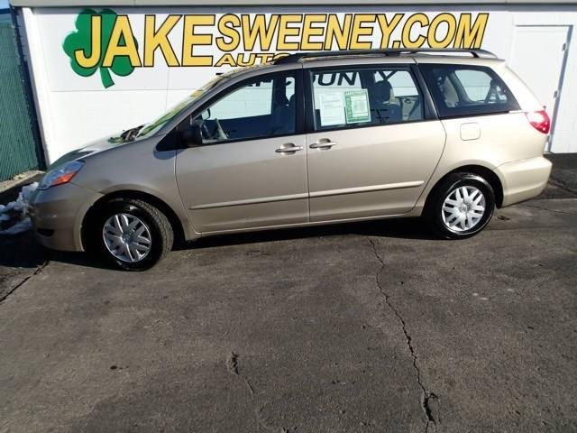 Toyota Sienna 2006 photo 2