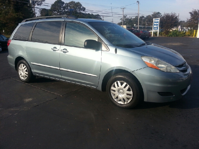 Toyota Sienna 2006 photo 4