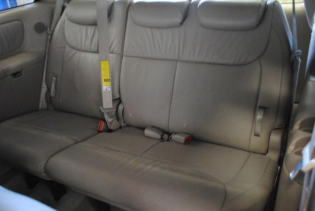 Toyota Sienna 2006 photo 3
