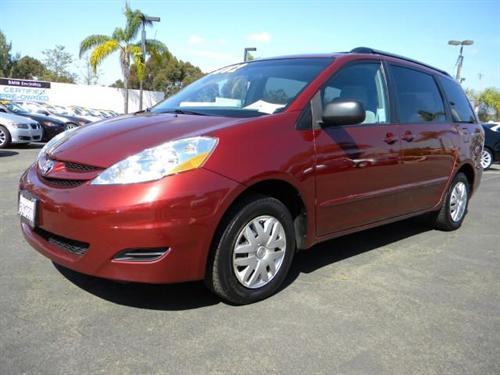Toyota Sienna 2006 photo 3