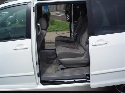 Toyota Sienna 2006 photo 5