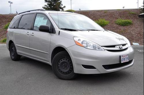 Toyota Sienna 2006 photo 4