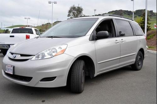 Toyota Sienna FX35 AWD Other
