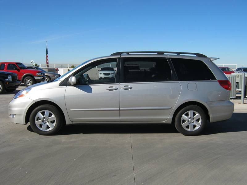 Toyota Sienna Eddie Bauer 4x4 Unspecified