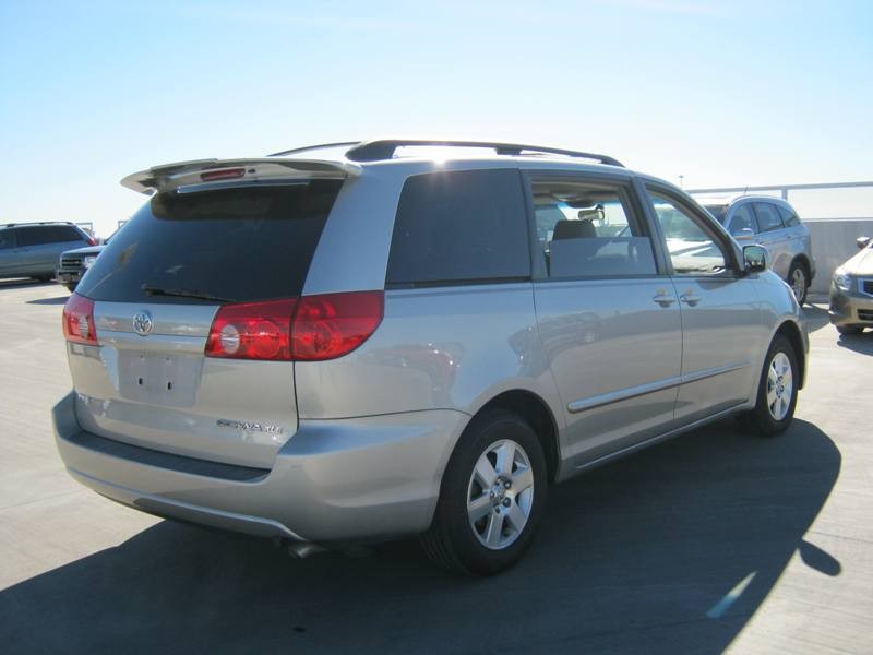 Toyota Sienna 2006 photo 5