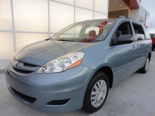 Toyota Sienna 2006 photo 3