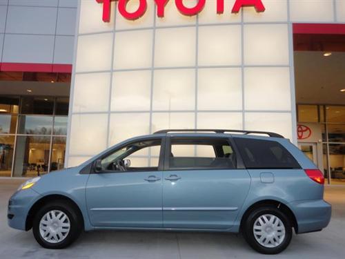 Toyota Sienna 2006 photo 4