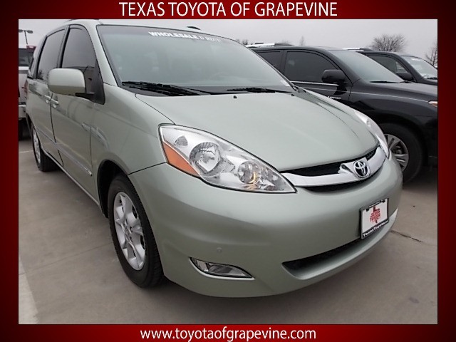 Toyota Sienna Eddie Bauer 4x4 Unspecified
