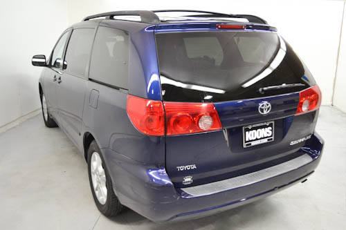 Toyota Sienna 2006 photo 4