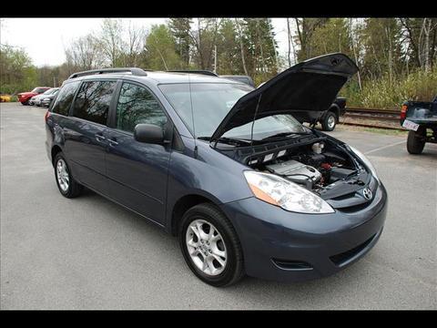 Toyota Sienna 2006 photo 3