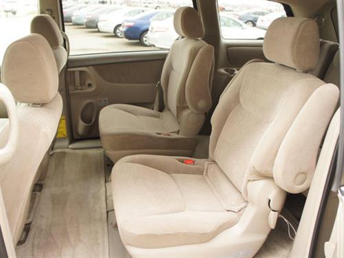 Toyota Sienna 2006 photo 4
