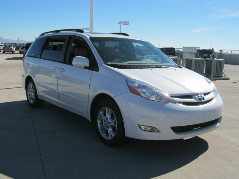 Toyota Sienna 2006 photo 3
