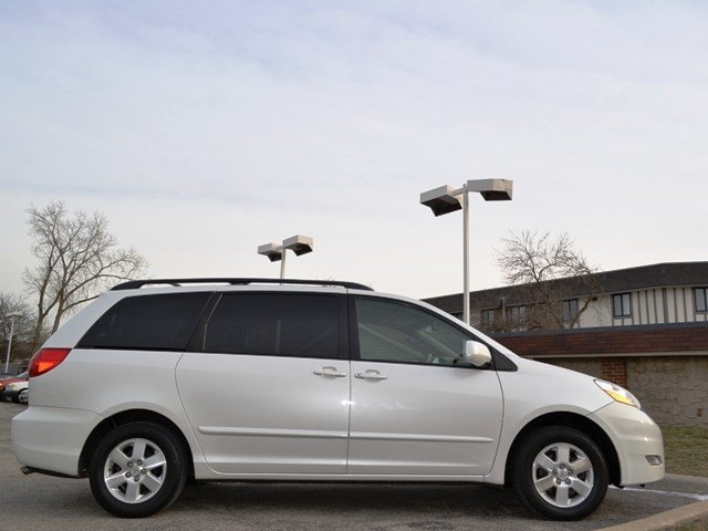 Toyota Sienna 2006 photo 5