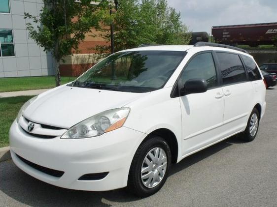 Toyota Sienna 2006 photo 1