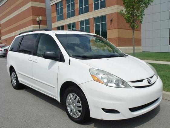 Toyota Sienna 2006 photo 4