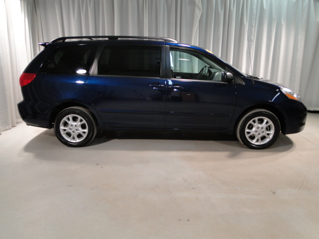 Toyota Sienna 2006 photo 5