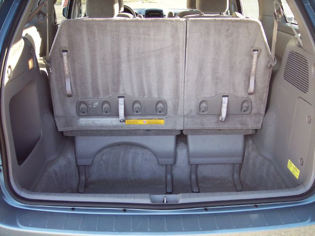 Toyota Sienna 2006 photo 4