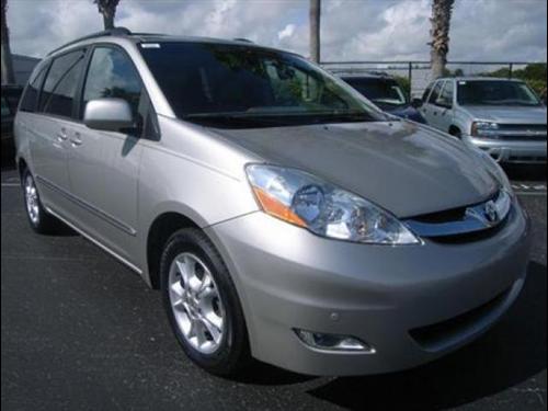 Toyota Sienna 2006 photo 5