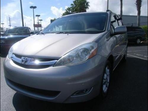 Toyota Sienna 2006 photo 4