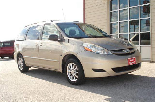 Toyota Sienna 2006 photo 3