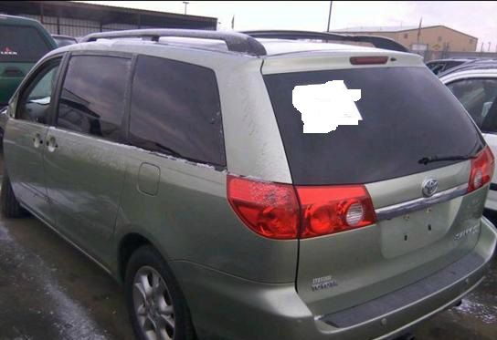 Toyota Sienna FX35 AWD MiniVan