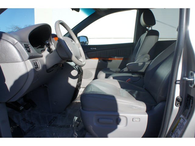 Toyota Sienna 2006 photo 3