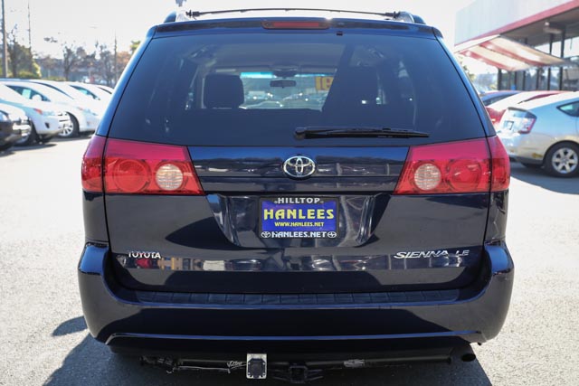 Toyota Sienna 2006 photo 3