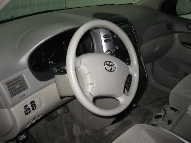 Toyota Sienna 2006 photo 5