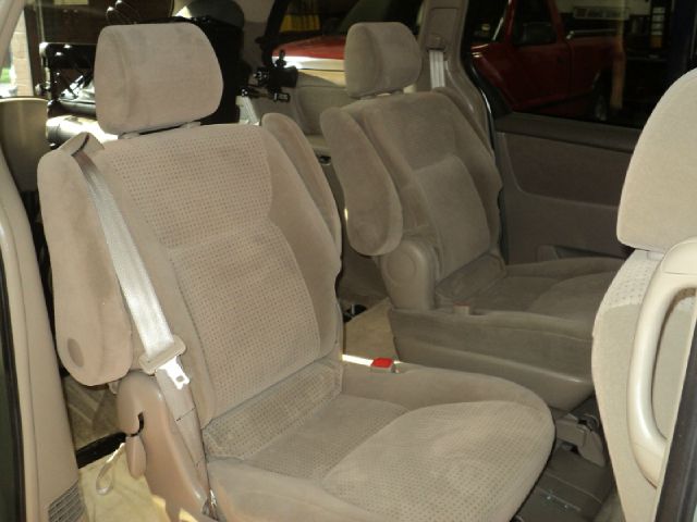 Toyota Sienna 2006 photo 1