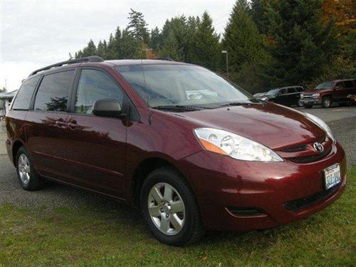 Toyota Sienna 2006 photo 2