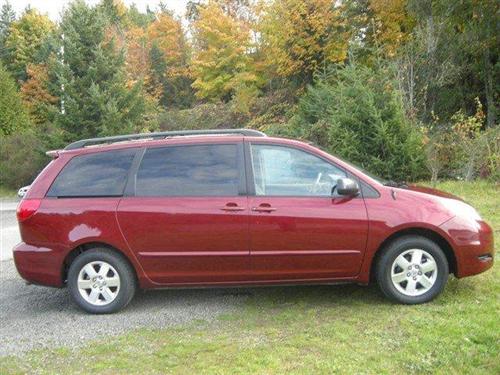 Toyota Sienna 2006 photo 3