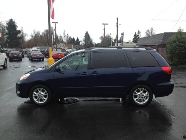 Toyota Sienna 2006 photo 5