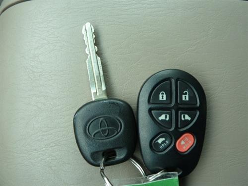 Toyota Sienna Unknown Other