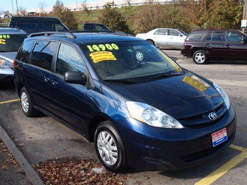 Toyota Sienna 2006 photo 1