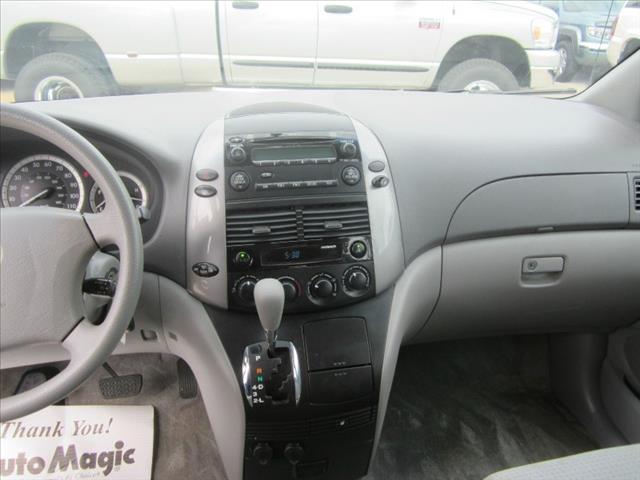 Toyota Sienna 2006 photo 7