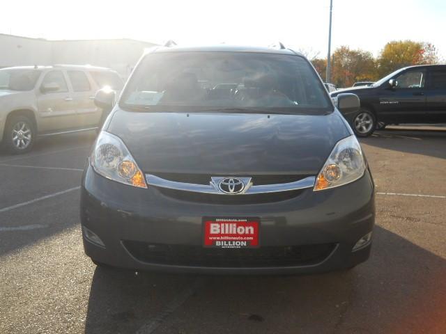 Toyota Sienna 2006 photo 4