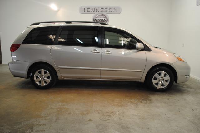 Toyota Sienna 2006 photo 12