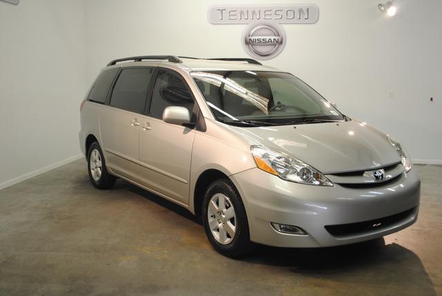 Toyota Sienna 2006 photo 22
