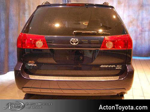 Toyota Sienna 2006 photo 2