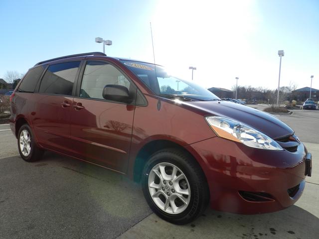 Toyota Sienna 2006 photo 3