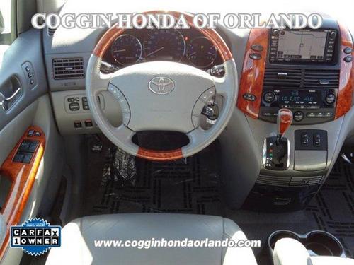 Toyota Sienna 2006 photo 1